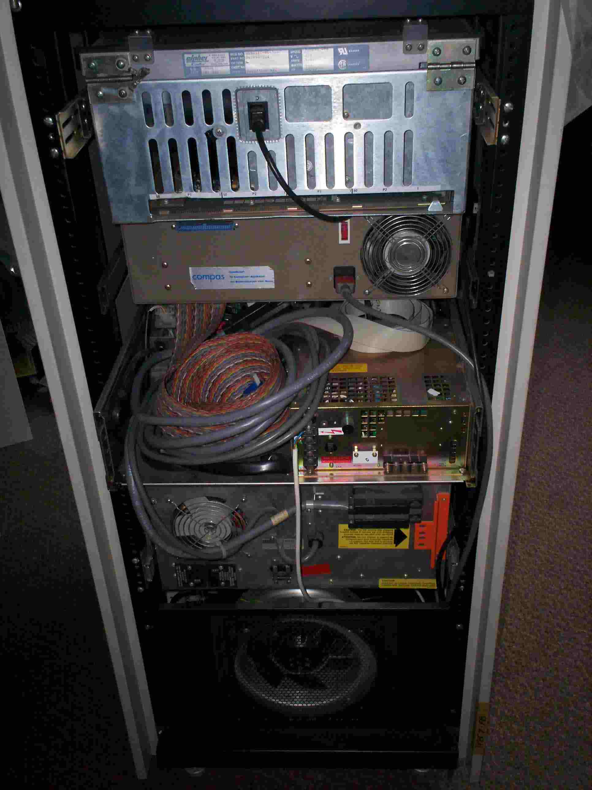 PDP11/73
                      peripherie-back
