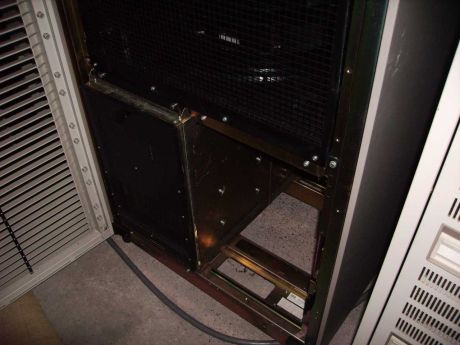 VAX7000-620_open-XMI