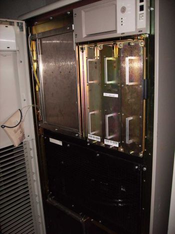 VAX-7000-620_open-top