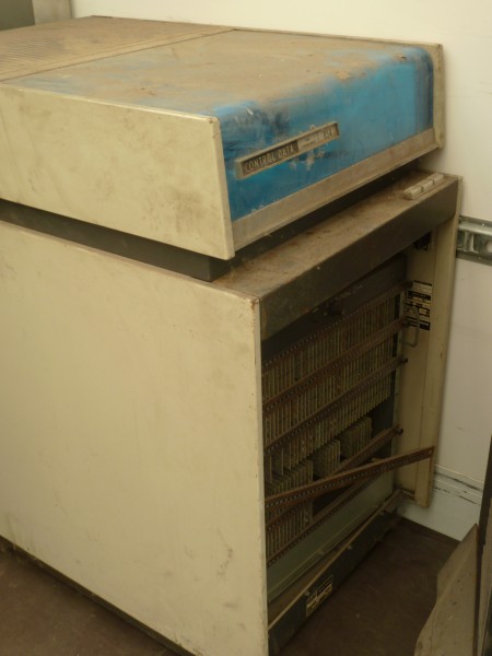CDC 854
            disk drive