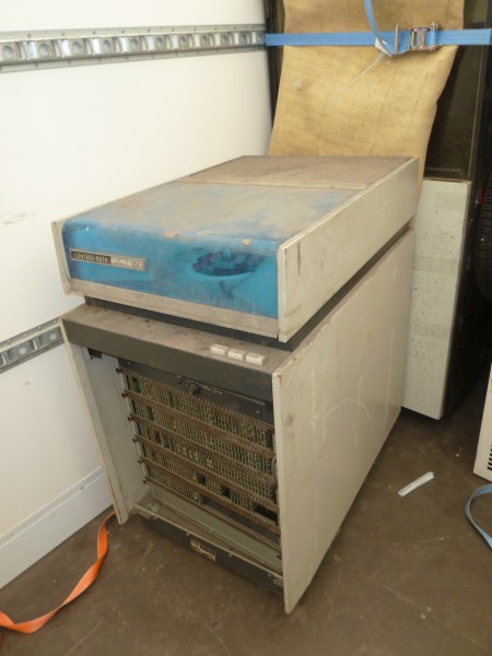 854 disk drive
                      in truck