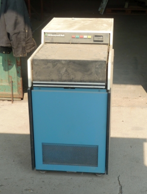 CDC BR3C9 disk
                  dribve unit